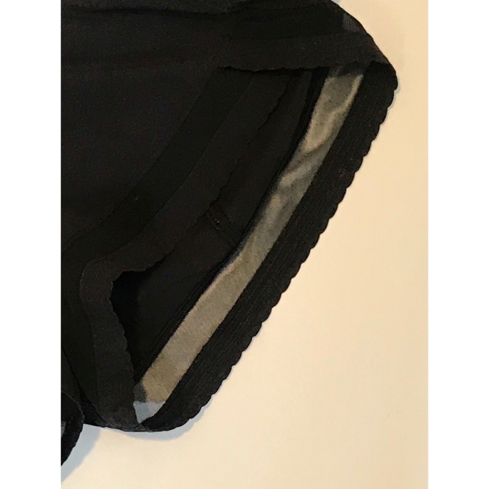 SOLD Lululemon Time To Sweat Black Short - Picture 6 of 8